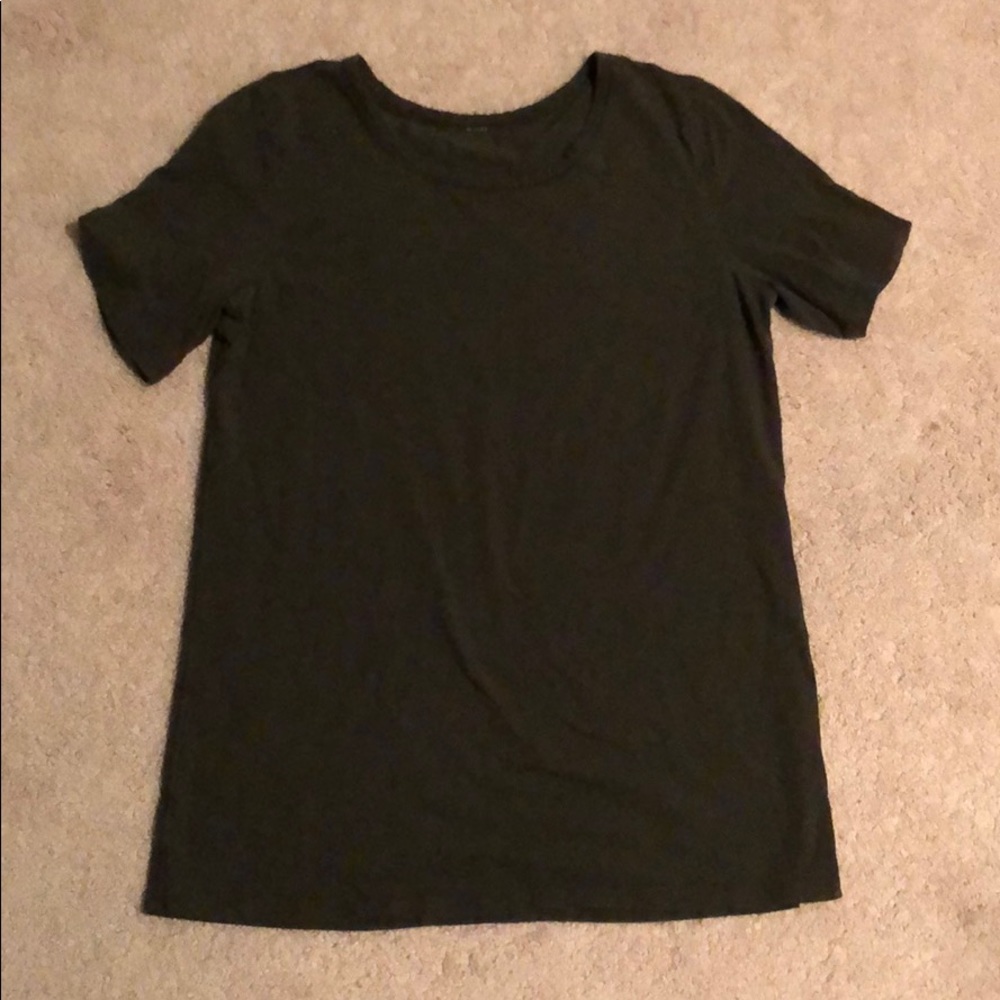 Lululemon Love Tee Scoop Crew size 8 Fatigue